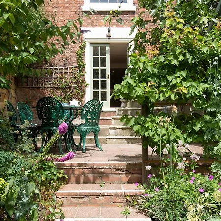 Nyaraló Calliope House Whitby