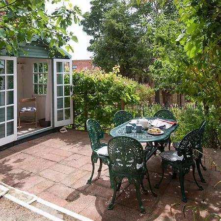 Calliope House Holiday home *